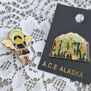 Alaska Souvenir Pin Lot – A.C.E Alaska & Eskimo Angel Enamel Pins – VTG Travel